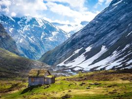 Lais Puzzle - Berge Tal Kabine - 200 Teile