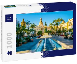 Lais Puzzle - Ansicht eines Brunnens auf dem Platz des Heiligen Johannes von Gott in Cadiz mit Rathaus in Hintergrund - 1.000 Teile
