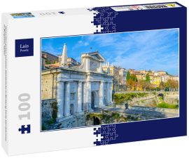 Lais Puzzle - Menschen gehen auf einer Steinbrücke in Richtung Porta San Giacomo in Bergamo, Italien - 100 Teile