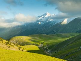 Lais Puzzle - Landschaftsansicht von Campo Imperatore Plateau, Abruzzen - 500 & 1.000 Teile