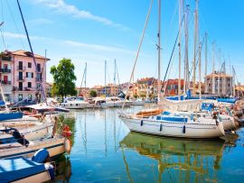 Lais Puzzle - Schöne Szene von Booten in Grado, Italien - 500 & 1.000 Teile