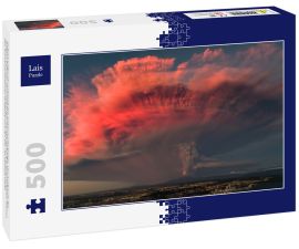 Lais Puzzle - Vulkanausbruch während des Sonnenuntergangs. Der Ausbruch des Vulkans Calbuco im chilenischen Patagonien mit wunderschönen Farben des Sonnenuntergangs spiegelte sich auf der Aschesäule wider - 500 Teile