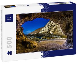 Lais Puzzle - Das berühmte Reiseziel von Cuevas de Anzota (Anzota-Höhlen). Erstaunliche Klippenwanderung über das Wasser des Pazifischen Ozeans mit beeindruckenden Höhlen mit riesigen Fenstern über dem Meer. Eine wundervolle und fantasievolle...