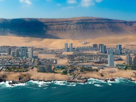 Lais Puzzle - Luftaufnahme von Iquique, einem nördlichen Hafen in der Atacama-Wüste in Chile - 500 & 1.000 Teile