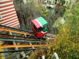 Lais Puzzle - Klippenbahn in Valparaiso, Chile - 500 & 1.000 Teile