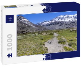 Lais Puzzle - Die vom Vulkan San Jose dominierten Anden-Täler in Cajon del Maipo, Santiago de Chile, bieten einen atemberaubenden Blick über Berge und Gletscher und sind ein perfekter Ort zum Wandern und für Abenteuer an einem abgelegenen Ort - 1.000...