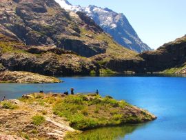 Lais Puzzle - Cuellar Lagunen. Achibueno-Tal, Linares Chile. Andenberg. Natur - 500 & 1.000 Teile