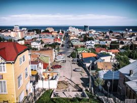 Lais Puzzle - Panoramablick auf die Stadt Punta Arenas, Chile - 500 & 1.000 Teile
