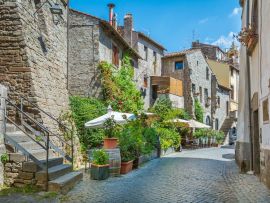 Lais Puzzle - Mittelalterlicher Bezirk San Pellegrino in Viterbo, Latium (Italien). - 500 & 1.000 Teile