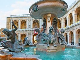 Lais Puzzle - Auf dem Madonna-Platz von Loreto - 500 & 1.000 Teile