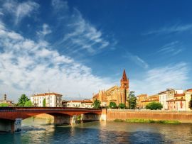 Lais Puzzle - Blick auf die Heiligen Fermo und Rustico von der Etsch, Verona - 500 & 1.000 Teile