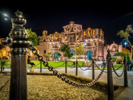 Lais Puzzle - Kathedrale von Cajamarca, Peru - 500 & 1.000 Teile