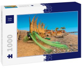 Lais Puzzle - Pimentstrand mit traditionellen Booten und Netzen, Chiclayo, Peru - 1.000 Teile