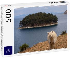 Lais Puzzle - Lama Alpaka in einer Landschaft von la isla de la luna (Mondinsel) mit Meer und Insel im Titicacasee, Peru - 500 Teile