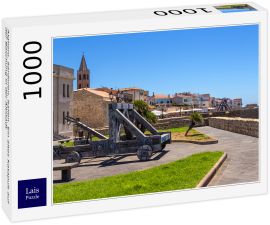 Lais Puzzle - Alghero, Sardinien, Italien. Ein altes Katapult auf der Böschung in der Altstadt - 1.000 Teile