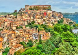 Lais Puzzle - Blick auf Ragusa, eine UNESCO-Kulturerbestadt in Sizilien, Italien - 1.000 Teile