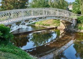 Lais Puzzle - Brücke im Garten, Lichtentaler Allee, Baden Baden, Deutschland - 500 & 1.000 Teile