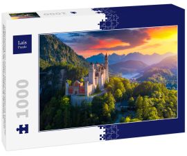 Lais Puzzle - Luftaufnahme von Schloss Neuschwanstein mit malerischer Berglandschaft bei Füssen, Bayern, Deutschland. Schloss Neuschwanstein bei Sonnenuntergang, Deutschland - 1.000 Teile