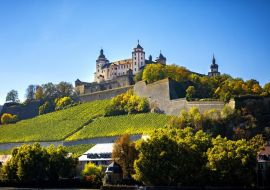 Lais Puzzle - Würzburg, Ansicht mit Weinbergen und Schloss - 500 & 1.000 Teile