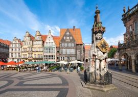 Lais Puzzle - Historischer Marktplatz in Bremen mit Roland Statue - 500 & 1.000 Teile