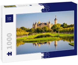 Lais Puzzle - Schweriner Schloss spiegelt sich im See - 1.000 Teile
