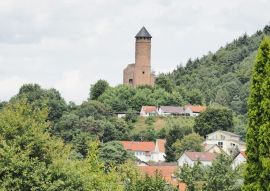 Lais Puzzle - Burg Kirkel – Burgruine im Saarland in Kirkel - 500 & 1.000 Teile