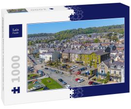 Lais Puzzle - Panorama von Beaumaris, Anglesey Nordwales in der Frühlingssonne - 1.000 Teile