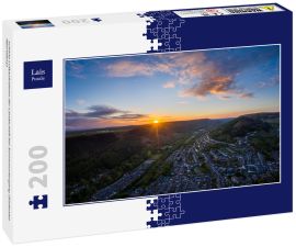 Lais Puzzle - schöne Luftaufnahme der Landschaft bei Sonnenuntergang (Südwales Abertillery) - 200 Teile
