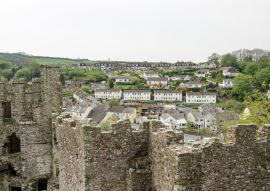 Lais Puzzle - Stadt und Schloss Laugharne, Carmarthenshire, Wales - 500 & 1.000 Teile