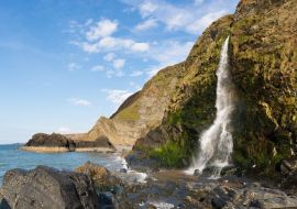 Lais Puzzle - Wasserfall am Tresaith Beach, Cardigan Bay, Wales - 500 & 1.000 Teile