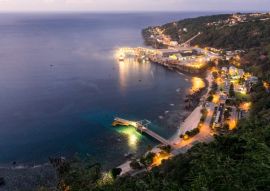 Lais Puzzle - Flying Fish Cove bei Nacht, Weihnachtsinsel, Territorium im Indischen Ozean von Australien - 500 & 1.000 Teile