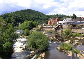 Lais Puzzle - Ansicht von Llangollen in Denbighshire Wales UK - 500 & 1.000 Teile