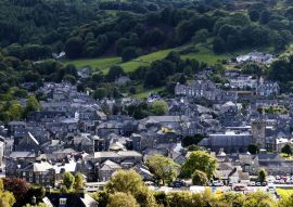 Lais Puzzle - Gesamtansicht von Dolgellau, Gwynedd - 500 & 1.000 Teile
