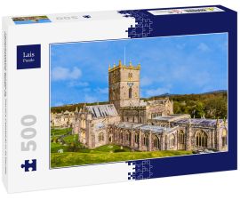 Lais Puzzle - Panoramablick auf die St. David's Cathedral in St Davids, Pembrokeshire, Wales, UK - 500 Teile