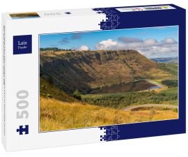 Lais Puzzle - Blick über Llyn Fawr und Craig y Llyn in Rhondda Cynon Taf, Mid Glamorgan, Wales, UK - 500 Teile