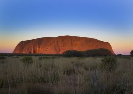 Lais Puzzle - Szenische Ansicht von des Ayers Rock Uluru gegen Himmel während Sonnenuntergang - 500 & 1.000 Teile