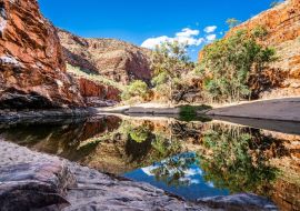 Lais Puzzle - Rotes Zentrum Landschaft mit entfernten Blick auf Mount Sonder Northern Territory Outback Australien - 500 & 1.000 Teile
