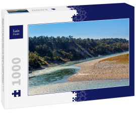 Lais Puzzle - Eine schöne Aussicht mit Wasser, Kieselsteinen und Hügeln im Manas National Park, Assam, Indien - 1.000 Teile