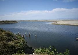 Lais Puzzle - Ufer des Flusses Brahmaputra in Dibrugarh, Assam, Indien - 500 & 1.000 Teile