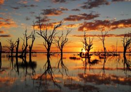 Lais Puzzle - Sonnenuntergang Reflexionen auf See Menindee Outback Australien - 500 & 1.000 Teile