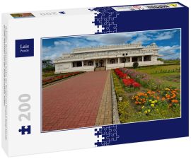 Lais Puzzle - Ostindien, Bundesstaat Assam, der Tempel von Tirupati Balaji Mandir ist zehn Kilometer von der Stadt Guwahati, Indien - 200 Teile