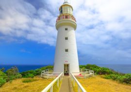 Lais Puzzle - Cape Otway Lighthouse an der Klippenkante entlang der Schiffswrack-Küste, ist eine Attraktion an der Great Ocean Road in Victoria, Australien - 500 & 1.000 Teile