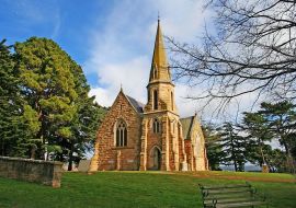 Lais Puzzle - Kirche auf dem Hügel bei Ross, Tasmanien, Australien - 500 & 1.000 Teile