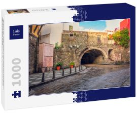 Lais Puzzle - Straßen der historischen Innenstadt von Guanajuato, Stadttunnel und bunte Häuser im Kolonialstil einer mexikanischen Stadt - 1.000 Teile