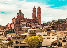 Lais Puzzle - Taxco Kathedrale, Mexico - 500 & 1.000 Teile