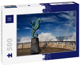 Lais Puzzle - Der Junge auf einem Seepferdchen Skulptur Puerto Vallarta Malecon mit Plätschern des Pazifiks, Mexiko - 500 Teile