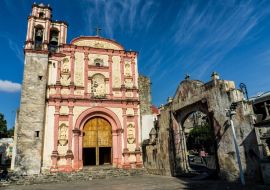 Lais Puzzle - Kathedrale von Cuernavaca, Mexiko - 500 & 1.000 Teile