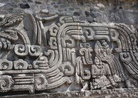 Lais Puzzle - Flachreliefschnitzerei mit Darstellung eines Indianerhäuptlings, Xochicalco, Mexiko - 500 & 1.000 Teile