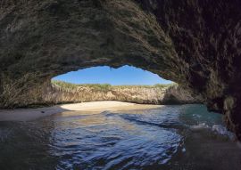 Lais Puzzle - Versteckter Strand auf den Marietas-Inseln am mexikanischen Pazifik, Mexiko - 500 & 1.000 Teile