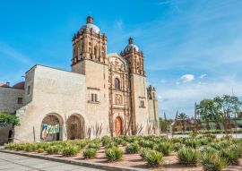 Lais Puzzle - Schöne Aussicht auf das alte Kloster Santo Domingo in Oaxaca, Mexiko - 500 & 1.000 Teile